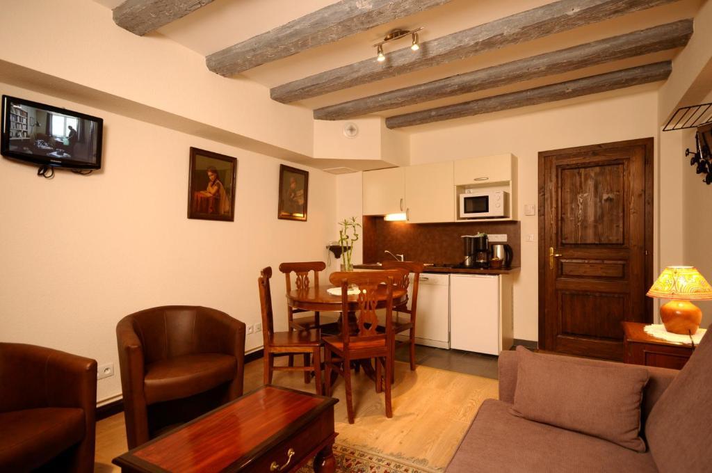 La Cour Du Bailli Suites & Spa Bergheim Room photo